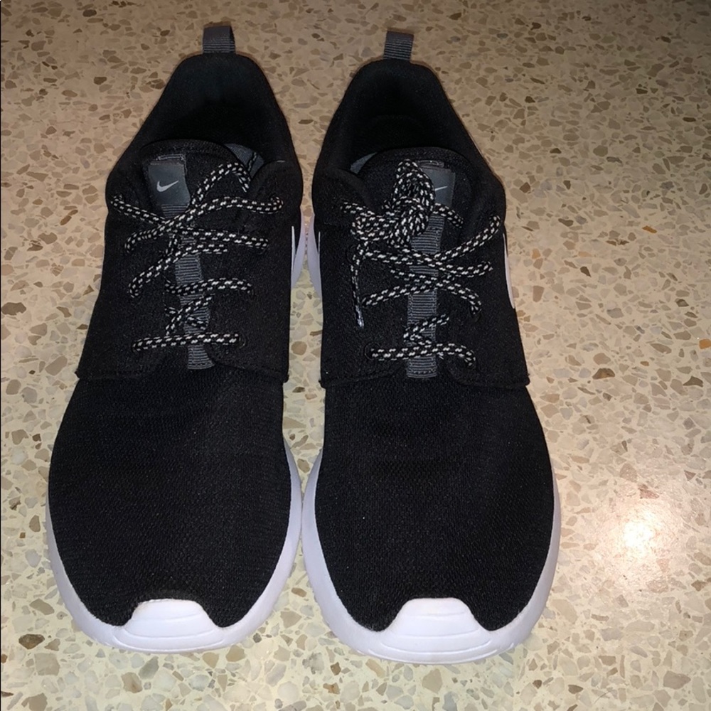 Women’s Nike Roshe one